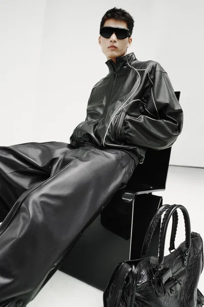 Look 44